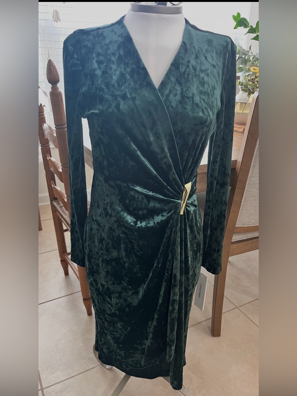 Calvin Klein Green Velvet Faux Wrap Long Sleeve Dress Gold Buckle Sz 4 - NWT